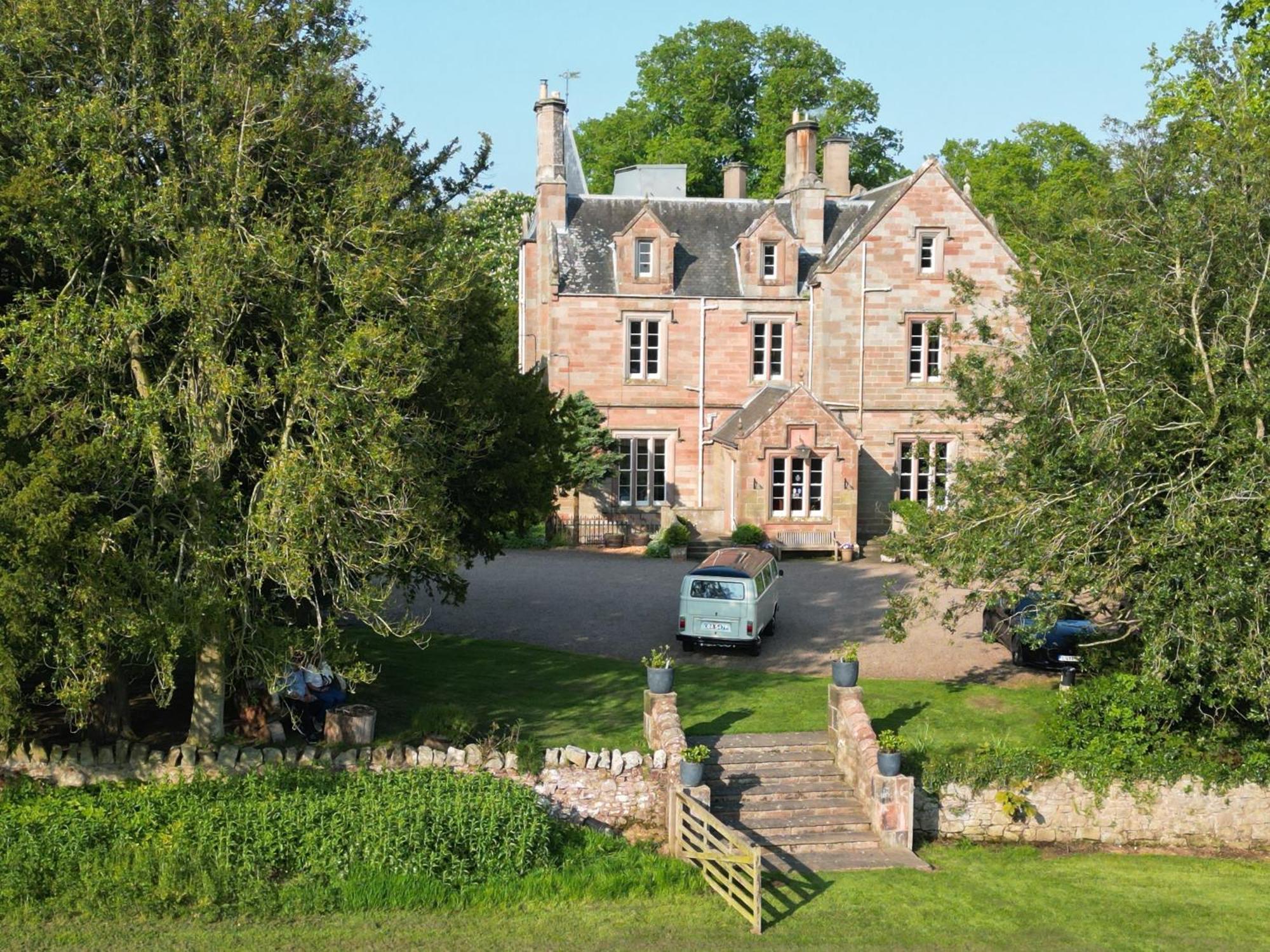 Chirnside Hall Hotel Экстерьер фото